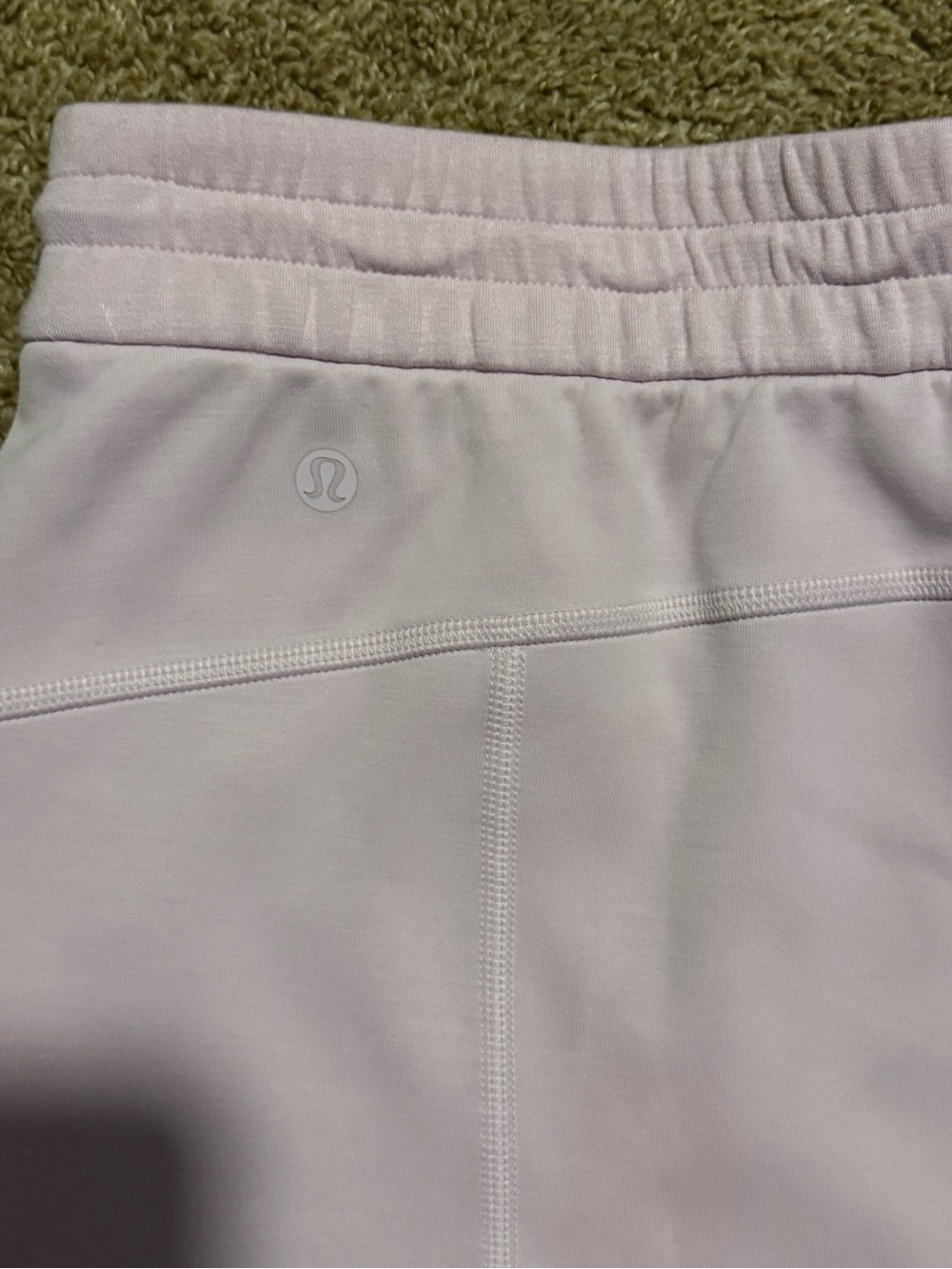 lululemon athletica Softstreme high rise short 4” pink organza NWT - Picture 5 of 5